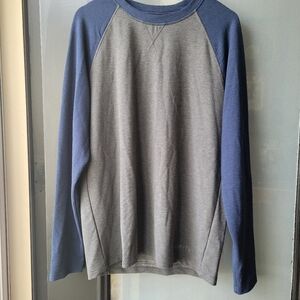 Orvis Men’s Medium Pullover Long Sleeve Rayon Poly Stretch Blend Long Sleeve